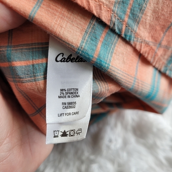 Cabelas Women's Button Down Tee - Picture 4 of 4